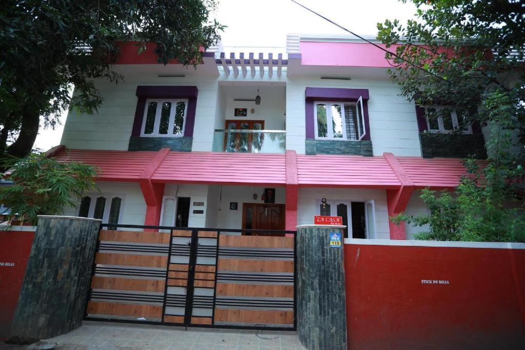 Lacasa Homestay Thiruvananthapuram Exteriör bild